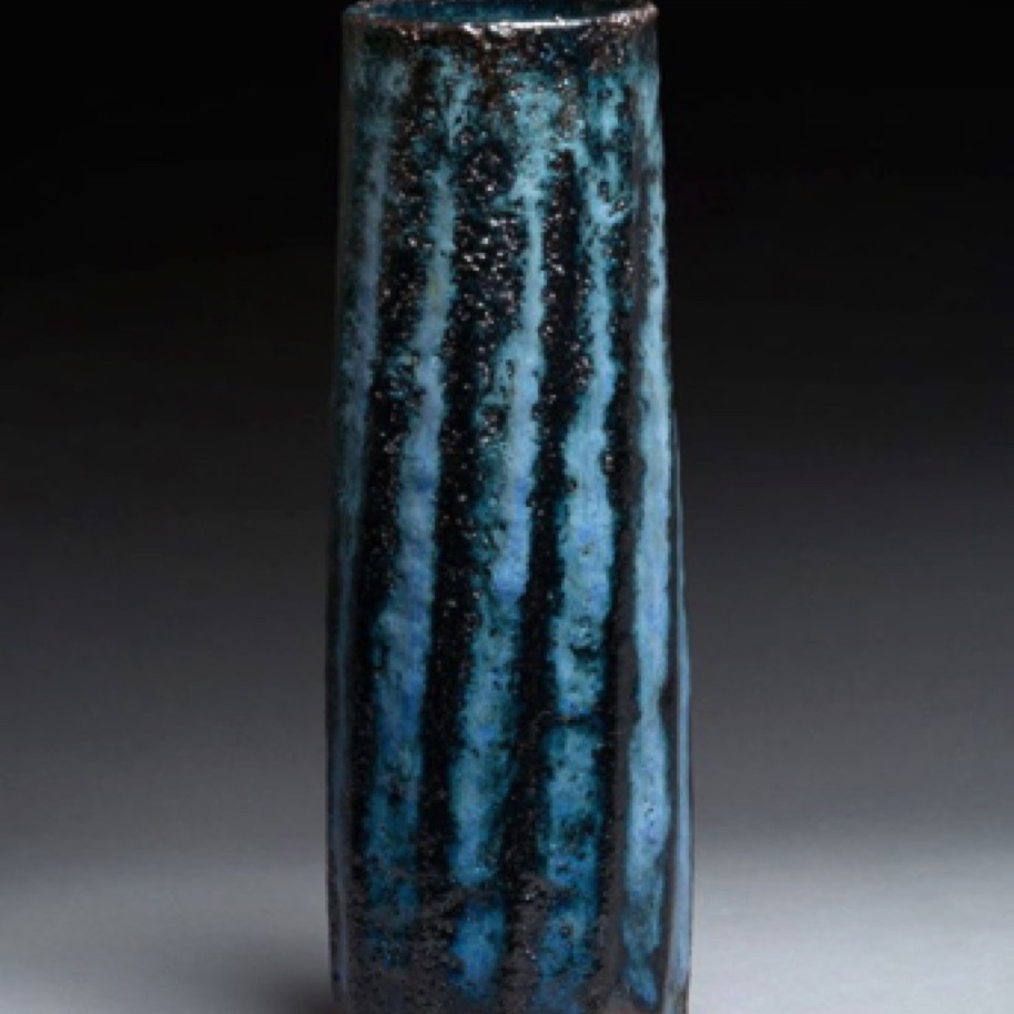 #24 Columns. Søjler, H 30.5 cm D 8.5 cm